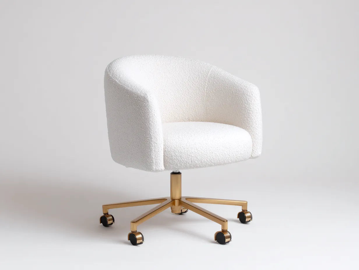 Bürostuhl 62 x 60 x 81 cm - Bouclé Bezug und goldfarbenes Metallgestell mit Rollen - weiß und gold - drehbarer Polsterstuhl im eleganten Modern Style